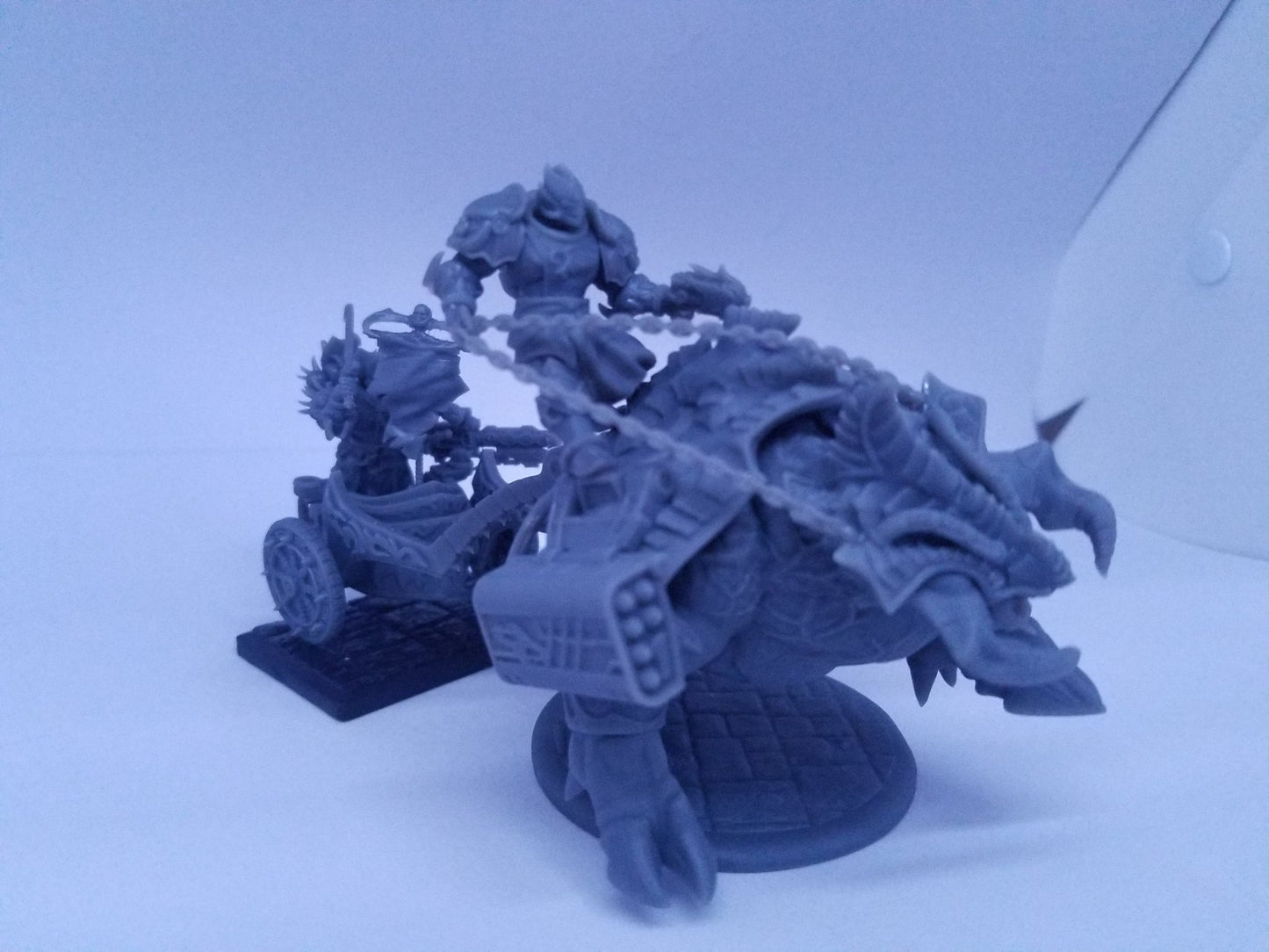 Blood lords Chariot, Unpainted Resin Miniature Models. - Ravenous Miniatures