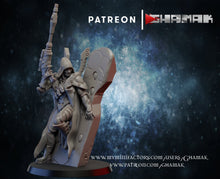 Load image into Gallery viewer, Dark Elda Scout, Resin miniatures 11:56 (28mm / 32mm) scale - Ravenous Miniatures
