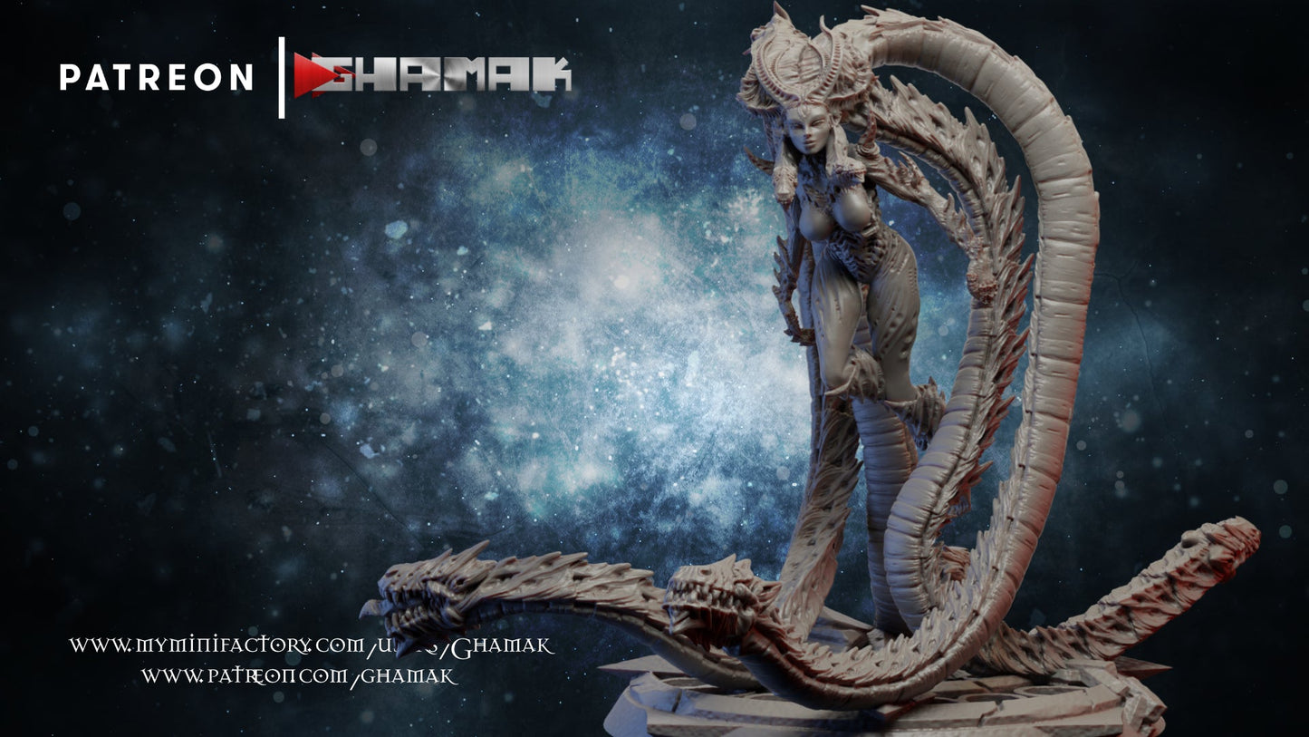 Lord of Battle Kyla, Resin miniatures 11:56 (28mm / 32mm) scale - Ravenous Miniatures