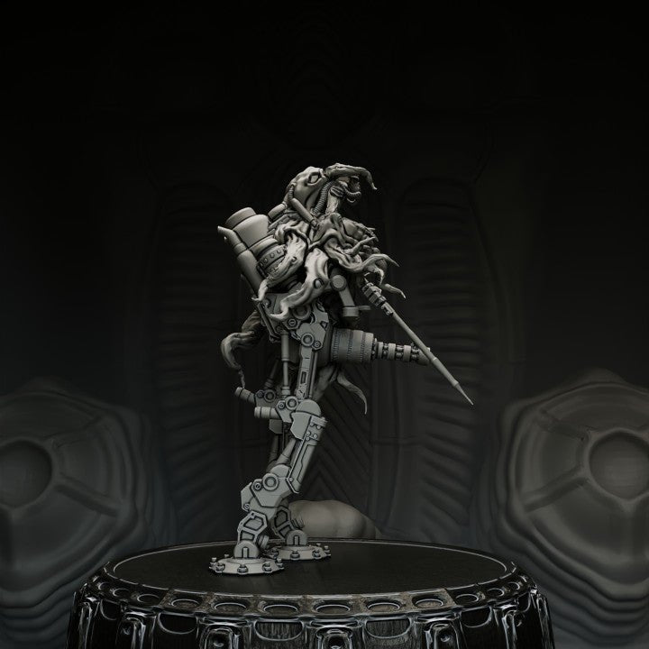 Mud Runner Corrupted, Resin miniatures 11:56 (28mm / 32mm) scale - Ravenous Miniatures