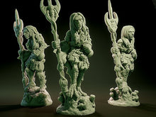Load image into Gallery viewer, Sea Hag, Resin miniatures 11:56 (28mm / 34mm) scale - Ravenous Miniatures

