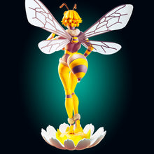 Lade das Bild in den Galerie-Viewer, NSFW Bee Waifu Resin Miniature
