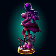 Load image into Gallery viewer, Hex Maniac Resin Miniature - Ravenous Miniatures
