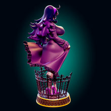 Загрузить изображение в средство просмотра галереи, Hex Maniac Resin Miniature - Ravenous Miniatures
