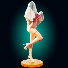 Lade das Bild in den Galerie-Viewer, NSFW Ghost Waifu Resin Miniature - Ravenous Miniatures
