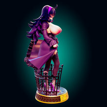 Загрузить изображение в средство просмотра галереи, NSFW Hex Maniac Resin Miniature - Ravenous Miniatures
