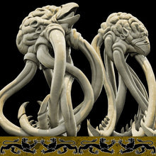 Load image into Gallery viewer, Brain Abomination, Resin miniatures 11:56 (28mm / 34mm) scale - Ravenous Miniatures

