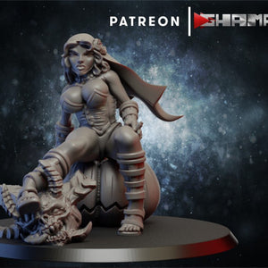Convent Sister pin-up V2, Resin miniatures 11:56 (28mm / 32mm) scale - Ravenous Miniatures