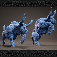 Load image into Gallery viewer, Gorgon, Resin miniatures 11:56 (28mm / 34mm) scale - Ravenous Miniatures
