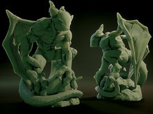 Load image into Gallery viewer, Nightgaunt, Resin miniatures 11:56 (28mm / 34mm) scale - Ravenous Miniatures

