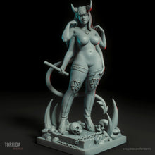 Load image into Gallery viewer, NSFW Amaris, Pin-up Miniatures by Torrida - Ravenous Miniatures
