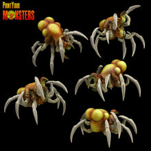 Load image into Gallery viewer, Poisonous spiders 3pack (25/50mm) resin miniatures for TTRPG and wargames - Ravenous Miniatures
