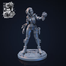 Load image into Gallery viewer, Spitefire Jen, 3d Printed resin miniatures by RAW - Ravenous Miniatures
