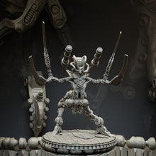 Load image into Gallery viewer, The Hive pugnator, Resin miniatures 11:56 (28mm / 32mm) scale - Ravenous Miniatures
